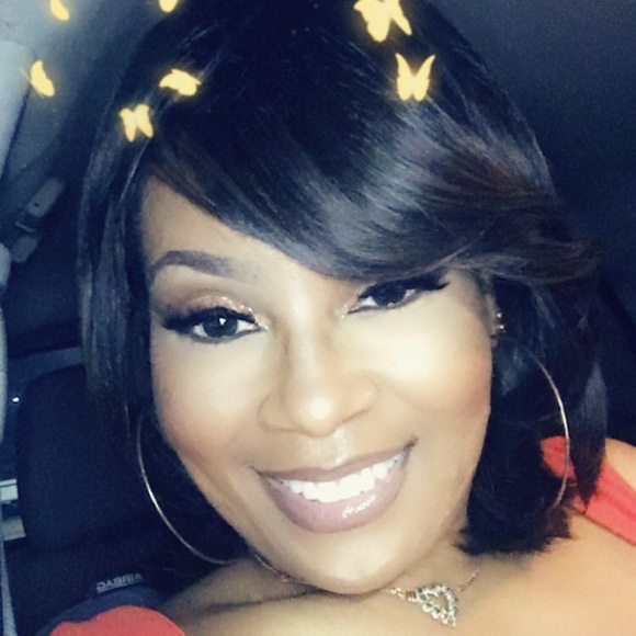 Meet your Posher, Joselyn - Picture 1 of 1